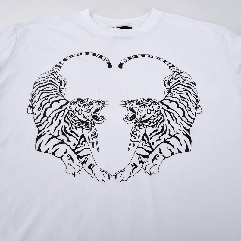 Givenchy tiger on sale t shirt