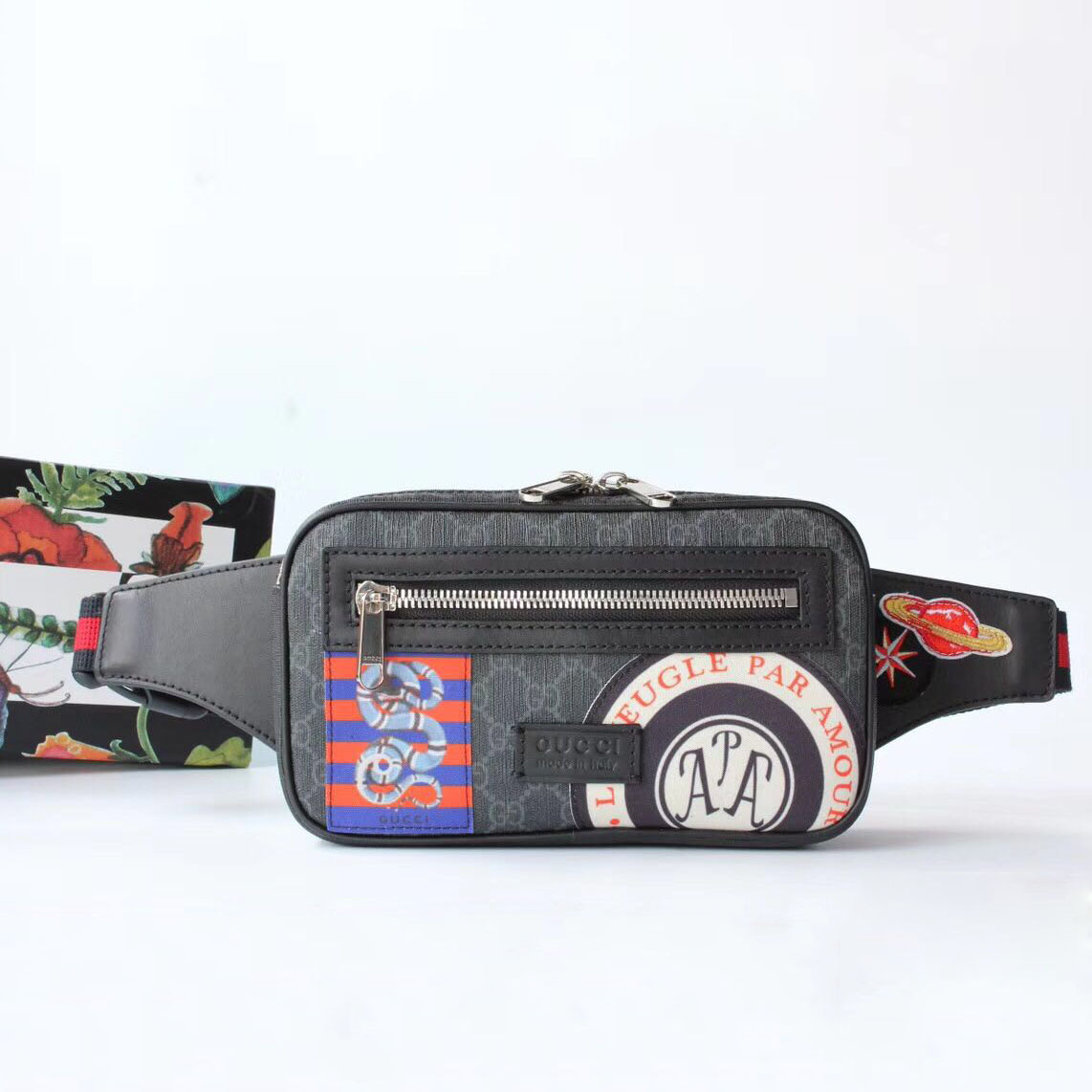 Gucci courrier gg supreme belt bag discount